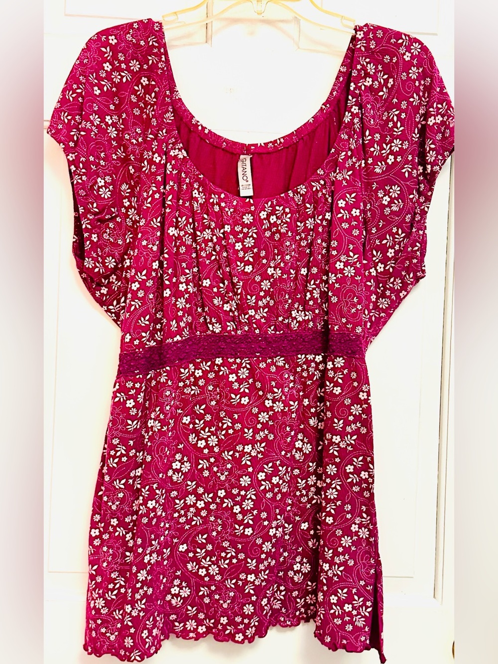 Bright Pink Floral Scoop-Neck Women's Top